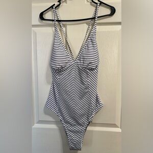 NWT XL Cupshe White with Black Stripe Women’s 1 Piece Swimsuit
